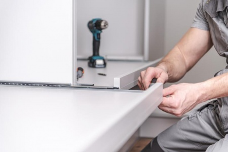 Optimiser votre espace avec un dressing sur mesure, guide pratique